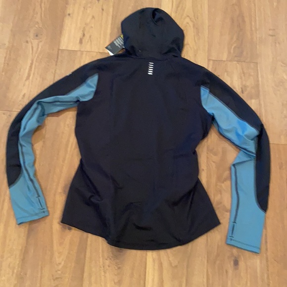 Under Armour hoodie. - Picture 5 of 6